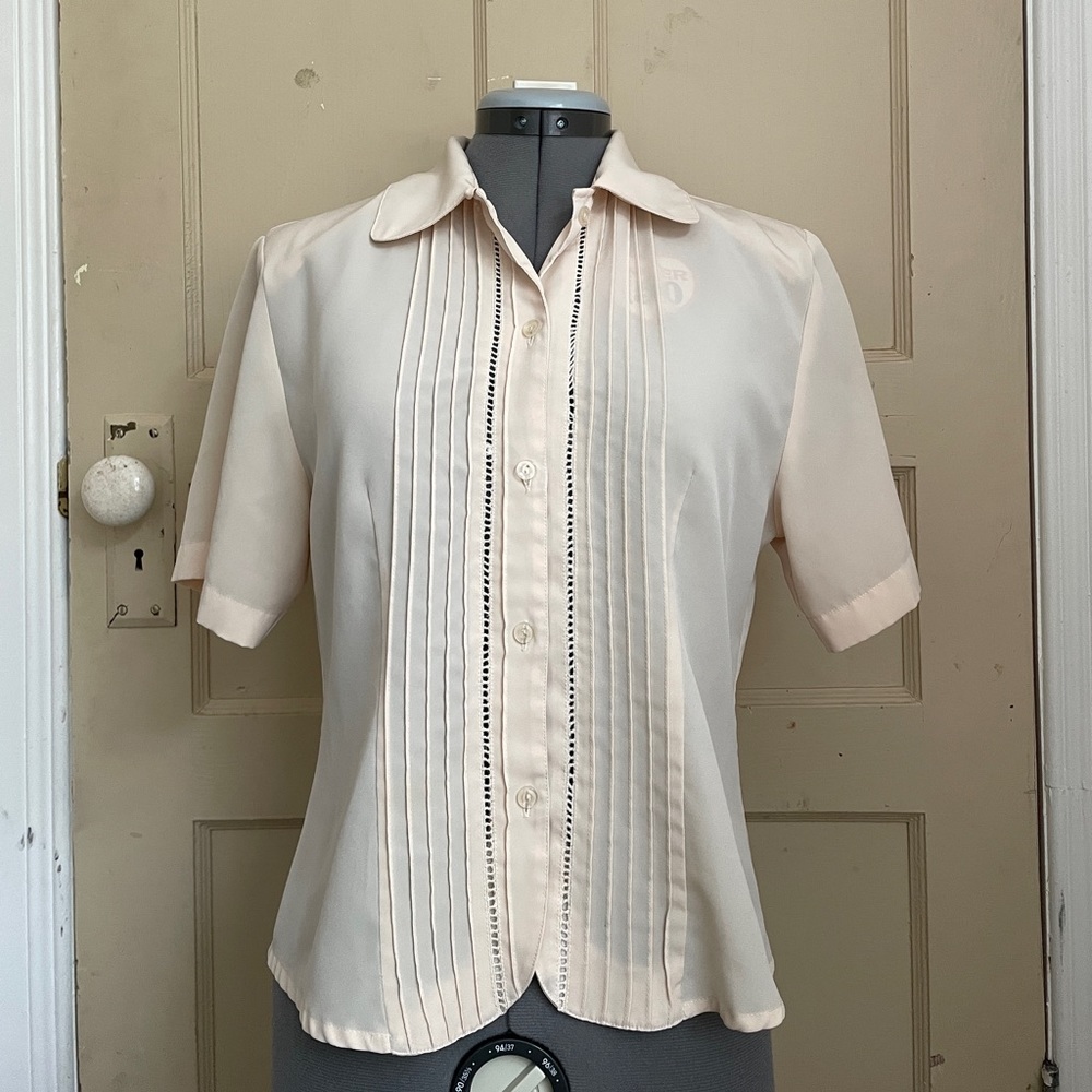 Vintage Cream Blouse with Eyelet Detailing and Scallop Hem size S-M